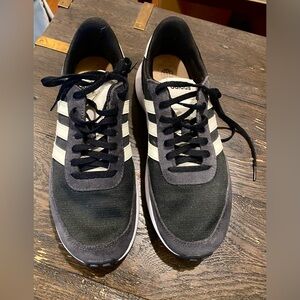 Adidas woman Black and Gray 70s Sneakers size 9